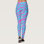 Pinkfarbene Leggings mit hellblauem Hintergrund (Rückseite)