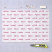 Pinkfarbenes Blatt Papier mit MAMA-Schriftzeichen (Handwerk)