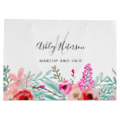 Pinkfarbenes, florales, mit Monogramm Make-up Große Geschenktüte (Rückseite)