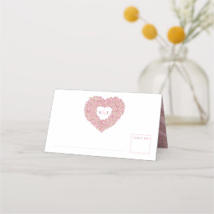 Pinkfarbenes Tulpenherz zeichnend Monogramm-Hochze Platzkarte