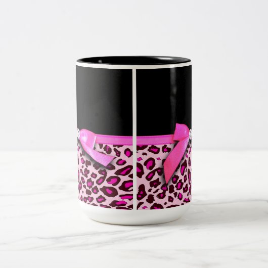 Pinkleoparddruckband-Bogengraphik Zweifarbige Tasse (Mittel)