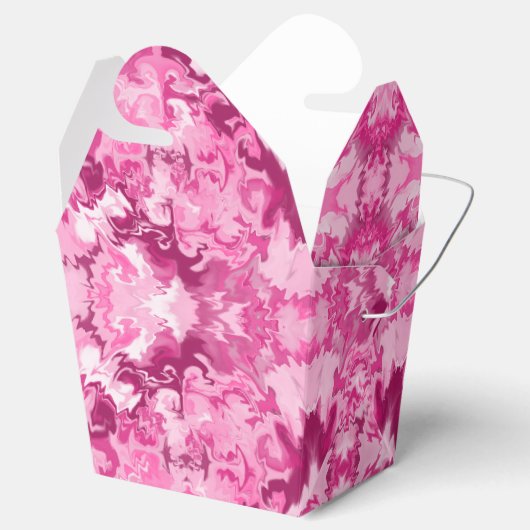 Pinks auf Pinks Geschenkschachtel (Geöffnet)