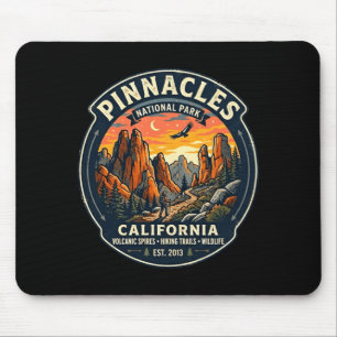 Pinnacles-Nationalpark Kalifornien Retro-Wandern Mousepad