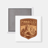 Pinnacles Nationalpark Reisemblem Magnet (Vorderseite/Rückseite)
