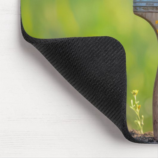 Pinsel mit Wildblumen Mousepad (Ecke)