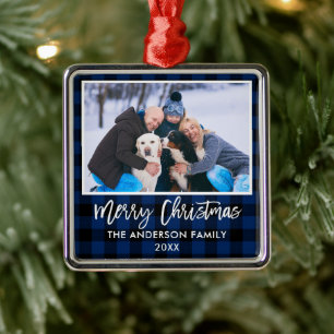 Pinsel Schrift Blau Kariert Familie Frohe Weihnach Ornament Aus Metall