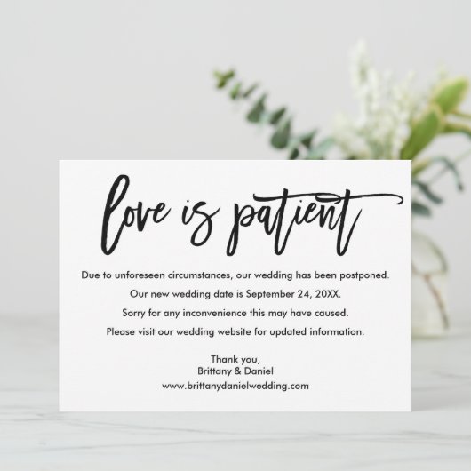 Pinsel Script-Liebe ist Patientenneue Datumskarte Save The Date (Stehend Vorderseite)