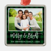Pinsel Skript Grün Kariert Merry and Bright Family Ornament Aus Metall (Vorne)