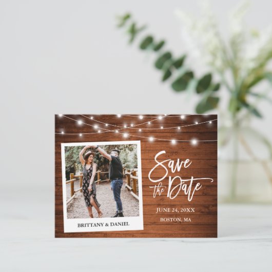 Pinsel Skript Instant Camera Wood Save the Date Postkarte (Stehend Vorderseite)