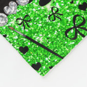 Pinselpinsel aus Kalkgrün-Glitzer Fleecedecke (Ecke)