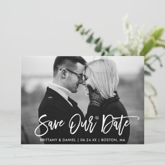 Pinselschrift Rette unsere Datums-Schwarz-Weiß-Kar Dankeskarte (Stehend Vorderseite)