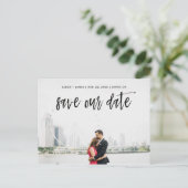Pinselschrift Save the Date Ankündigungspostkarte (Stehend Vorderseite)