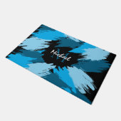 Pinselstriche in blauen Farbtönen mit Monogramm Fußmatte (Schrägansicht)