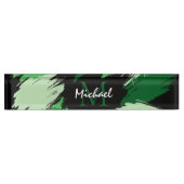 Pinselstriche in grünen Farbtönen mit Monogramm Namensplakette (Vorderseite)