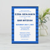 Pinselstriche Streifen Blue Custom Bar Bat Mitzvah Einladung (Stehend Vorderseite)