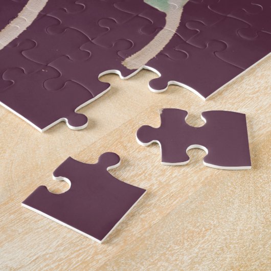 Pinup Girl Getting Dressed Puzzle (Seite)