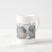 "Pipa & Marlow" Boganhues Print Porzellantasse (Vorderseite Rechts)