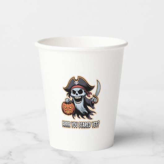 Pirate Boo – Spooky Cute Halloween Ghost sword Pappbecher (Vorderseite)