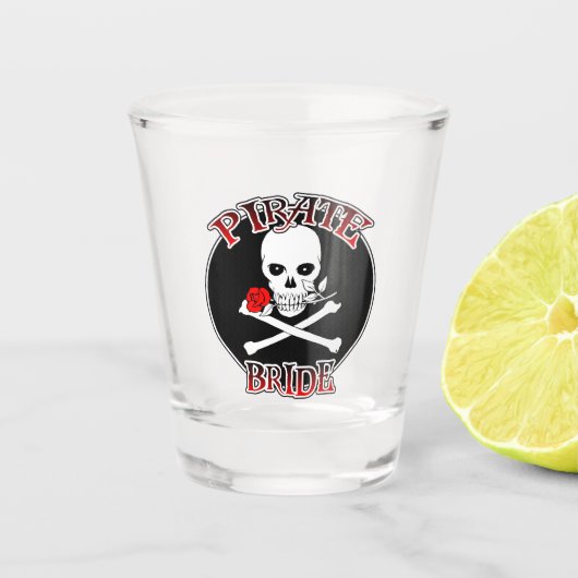Pirate Bride Schnapsglas (Vorderseite)