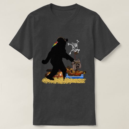 Pirate Captain Treasure Chest Sasquatch T-Shirt (Design vorne)