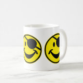 Pirate gelb + Ihr Backg. Ideen Kaffeetasse (VorderseiteRechts)