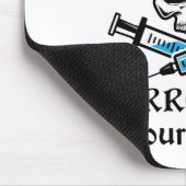 Pirate Nurse übergibt deinen Hintern Mousepad (Ecke)