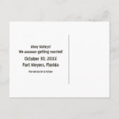 Pirate Scroll Save the Date Postcard, braun Ankündigungspostkarte (Rückseite)