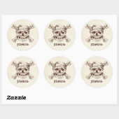 Pirate Skull in Cross Bones Individuelle Name Stic Runder Aufkleber (Blatt)