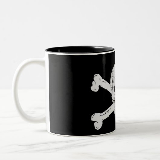 Pirate Skull und Crossbones Zweifarbige Tasse (Links)