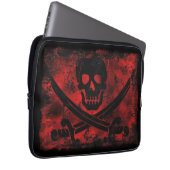 Pirate Skull und Crossed Cutlasses Creepy Art Laptopschutzhülle (Vorne Rechts)