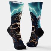 Pirate Skull with Swords Socken (Gewinkelt)