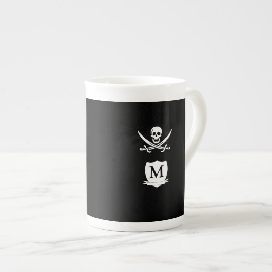 Pirate und Monogramm Porzellantasse (Vorderseite Rechts)