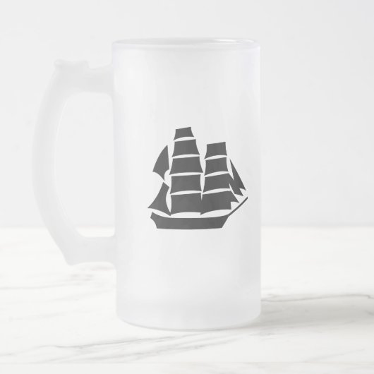 Piraten-Schiff. Segeln-Schiff Mattglas Bierglas (Links)