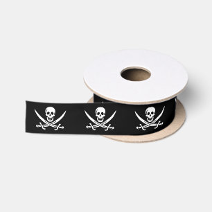 Piratenflagge Totenkopf gekreuzte Schwerter Satinband