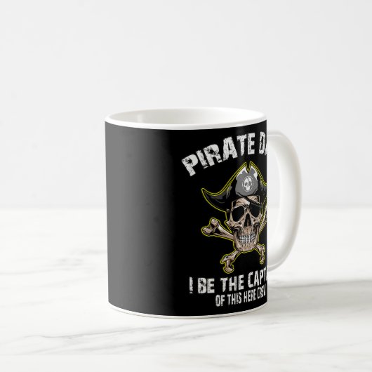 Piratenkapitän der Crew Kaffeetasse (VorderseiteRechts)