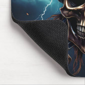 Piratenschädel mit Schwertern Mousepad (Ecke)