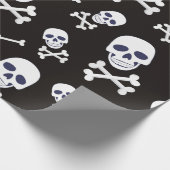 Piratenschädel und Kreuzknochen Geschenkpapier (Ecke)