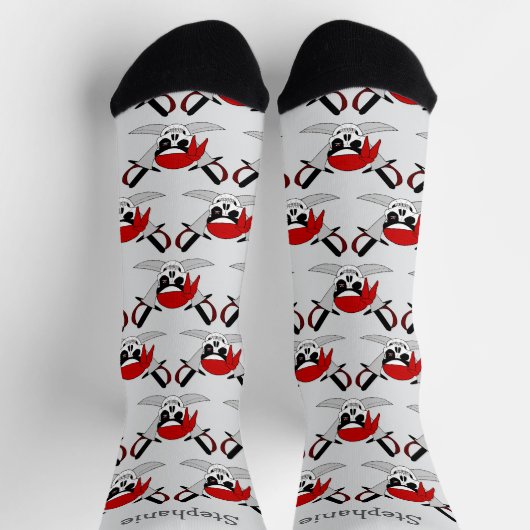 Piratenschädel- und Schwerter-Design Socken (Oben)