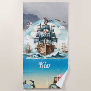 Piratenschiff, das das Strandtuch des Meeres segel