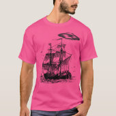 Piratenschiff mit Ufo T-Shirt (Vorderseite)