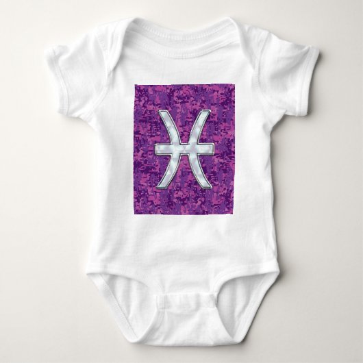 Pisces Zodiac auf Fuchsia Pink Digital Camouflage Baby Strampler (Vorderseite)