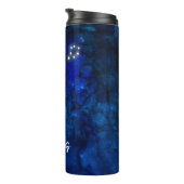 Pisces Zodiac Constellation Blue Galaxy Monogram Thermosbecher (Nach rechts gedreht)