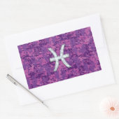Pisces Zodiac Sign auf Fuchsia Digital Camouflage Rechteckiger Aufkleber (Umschlag)