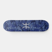 Pisces Zodiac-Symbol auf der Navy Blue Digital-Cam Skateboard (Horizontal)