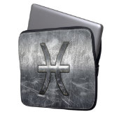 Pisces Zodiac Symbol in Grunge Steel Print Laptopschutzhülle (Vorderseite Links)