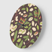Pistachio Nuts: Schwarz Hand Gezeichnet Nahtlos. Große Wanduhr (Winkel)
