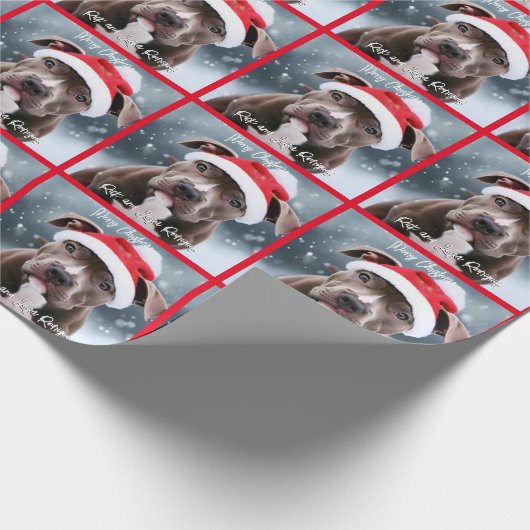 Pit Bull mit Weihnachtsmannmütze Weihnachten Geschenkpapier (Ecke)