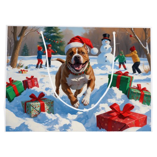 Pitbull Hund läuft im Schnee mit Weihnachtshut Große Geschenktüte (Rückseite)