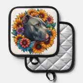 Pitbull Hund umgeben von blühenden Sonnenblumen Topflappen (Vorderseite/Rückseite)