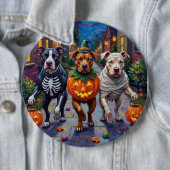 Pitbull-Hunde beim Trick-or-Treat an Halloween Ha Button (Beispiel)